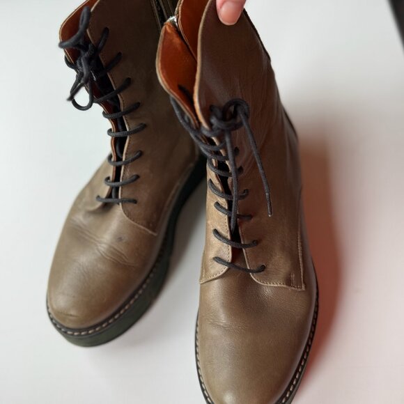 Green Platform Zip Up Boots - Picture 4 of 6